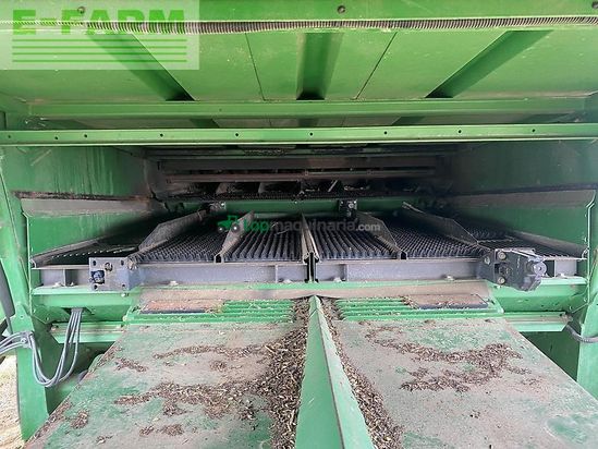 Cosechadora de Cereal - John Deere - t660