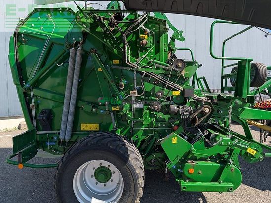 Empacadora gigant - McHale - v6750