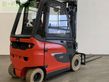 Elevadora - Linde - e 25/600 h 1252