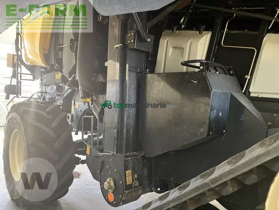 Cosechadora de Cereal - New Holland - cr 10.90