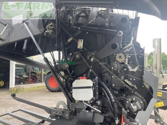 Empacadora gigant - Claas - variant 565 rc