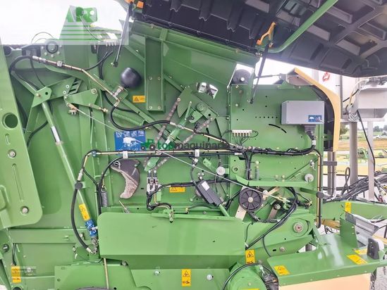 Empacadora gigant - Krone - fortima v 1500 mc