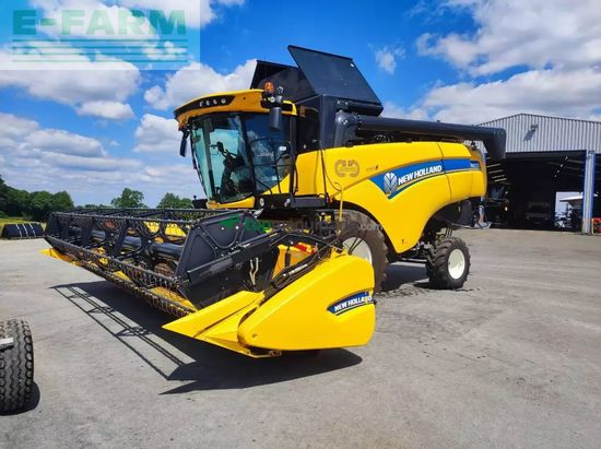 Cosechadora de Cereal - New Holland - ch 7.70 laterale