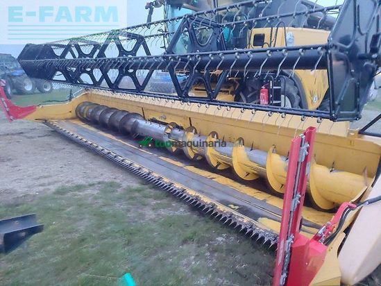 Cosechadora de Cereal - New Holland - cr 9.80