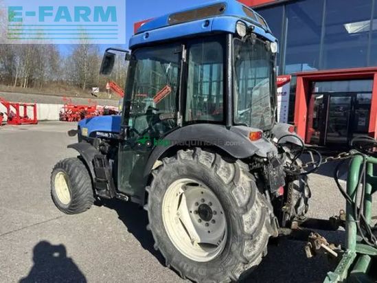 Tractor agrícola - New Holland - tn-v 75