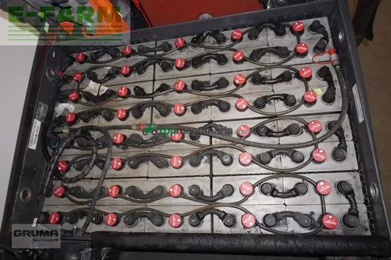 Elevadora - Linde - e 25 387