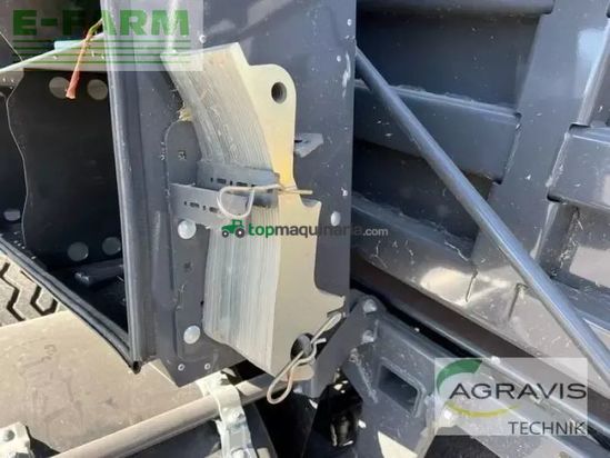 Empacadora gigant - Claas - quadrant 5300 fc t