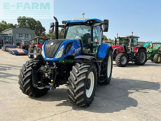 Tractor agrícola - New Holland - t7.245 tractor (st27151)