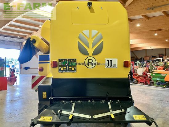 Cosechadora de Cereal - New Holland - tc 5070