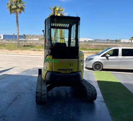 Excavadora  Komastu PC35MR-2