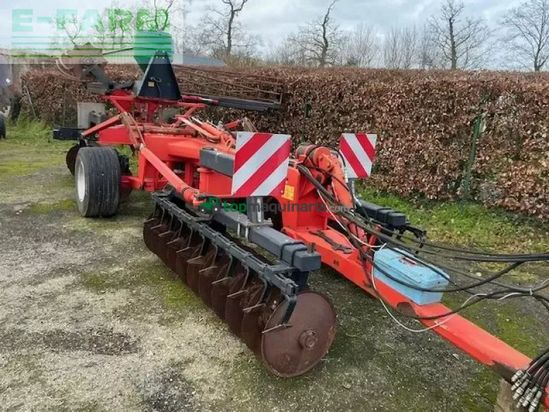 Combinado de siembra - Gregoire Besson - cowercrop