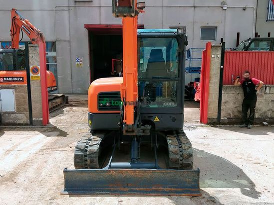 Miniexcavadora DOOSAN DX60R