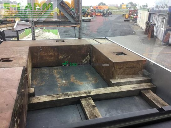 Tractor agrícola -  - unimog u 527