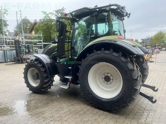 Tractor agrícola - Valtra - t215d m. rüfa und fk