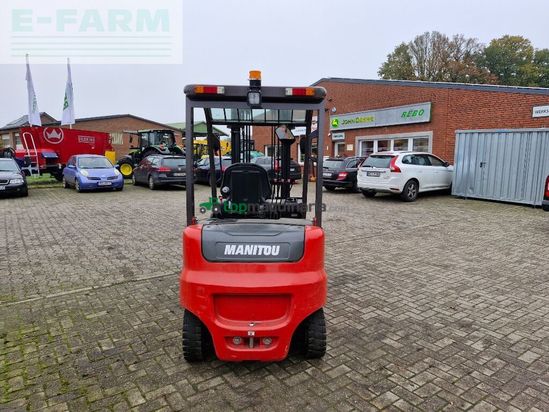 Elevadora - Manitou - me 420