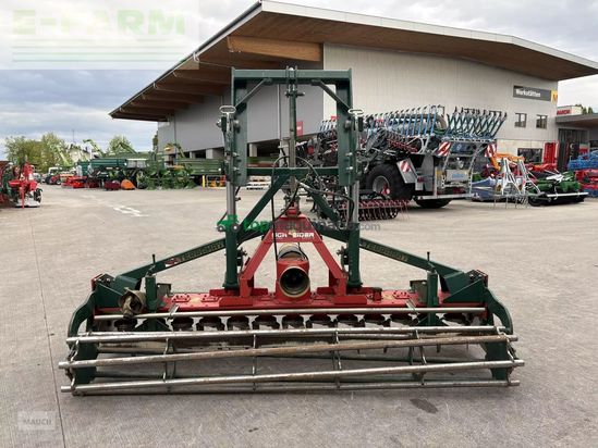 Grada rotativa - Vogel & Noot - en 300 + hydr. hitch