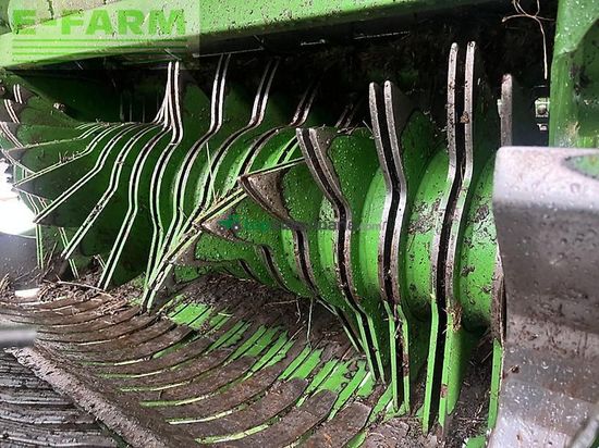 Empacadora gigant - Krone - comprima v 150 xc