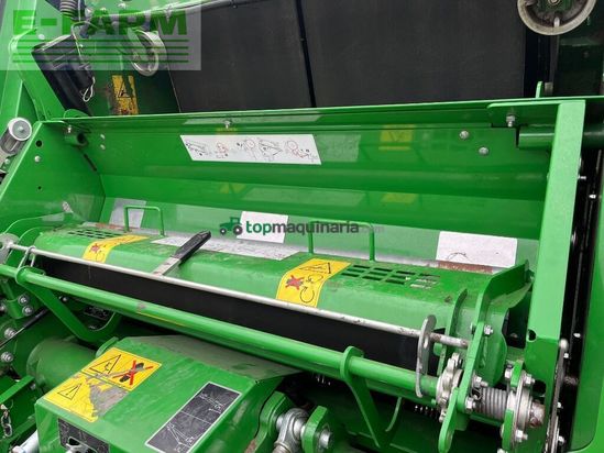 Empacadora gigant - John Deere - v451r