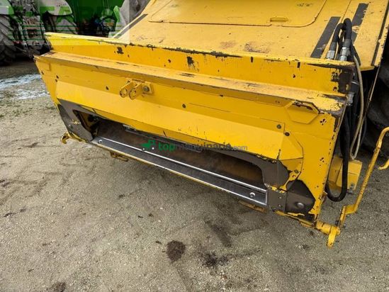 Cosechadora de Cereal - New Holland - cx 8070