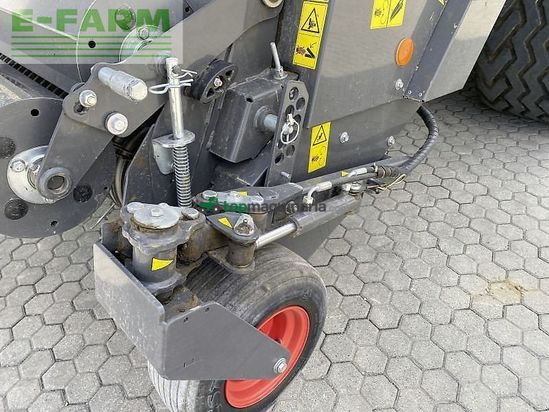 Empacadora gigant - Claas - quadrant 5300 fc t
