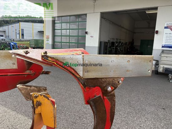 Arado - Pöttinger - servo 3 4-scharig