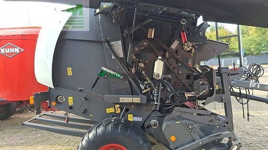 Empacadora gigant - Claas - variant 385