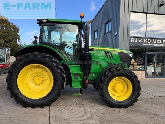 Tractor agrícola - John Deere - 6215r tractor (st24593)