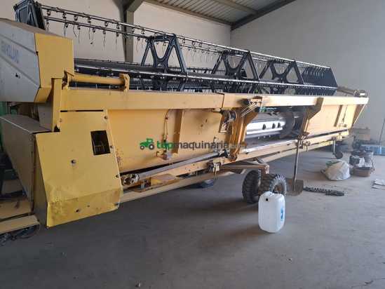 Cosechadora de Cereal - New Holland - Modelo TX66