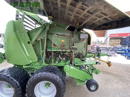 Empacadora gigant - Krone - comprima f155xc