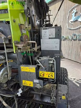Empacadora gigant - Claas - variant 350