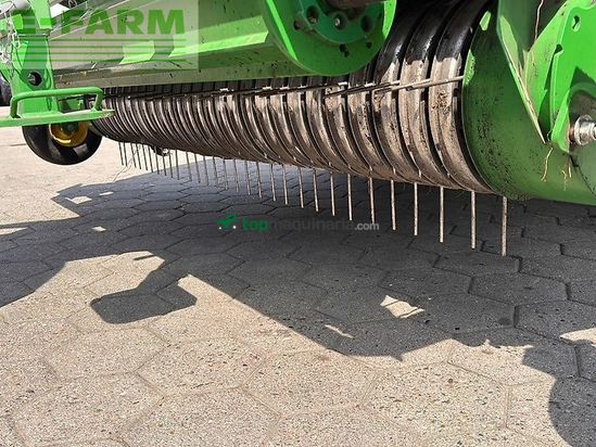 Empacadora gigant - John Deere - v461r