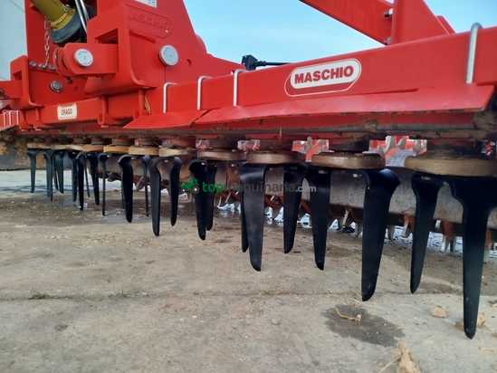 Grada Rotativa Maschio modelo Drago DC 300