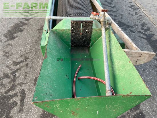 Cosechadora - arrancadora de patata -  - Kürbiskernwaschanlage