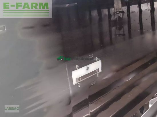 Empacadora gigant - Claas - quadrant 5300 fc evolution