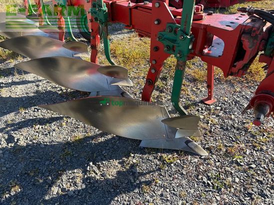 Arado - Kverneland - charrue ls95 . kverneland