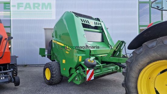 Empacadora gigant - John Deere - v451m