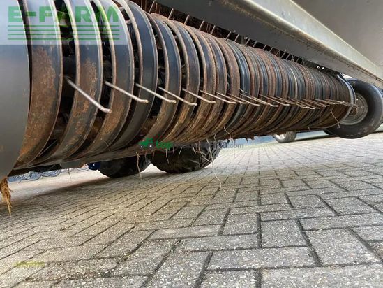 Empacadora gigant - Massey Ferguson - 325f