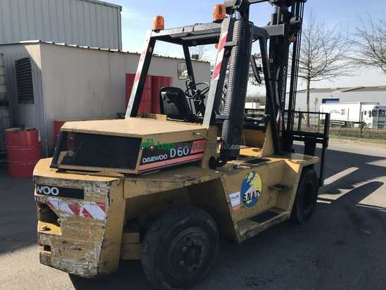 Carretilla elevadora  - Daewoo - D60