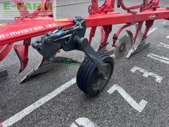 Arado - Kuhn - varimaster 122 - variopflug!
