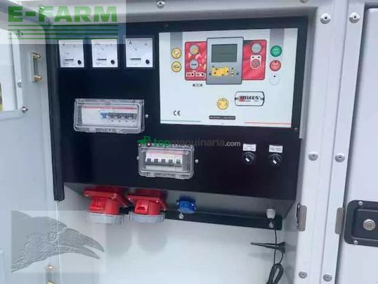 Riego - Ferbo - fox dieselaggregat mit 40 kva und unterwasserpumpe