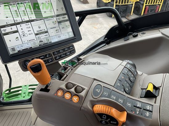 Tractor agrícola - John Deere - 6215r tractor (st24428)