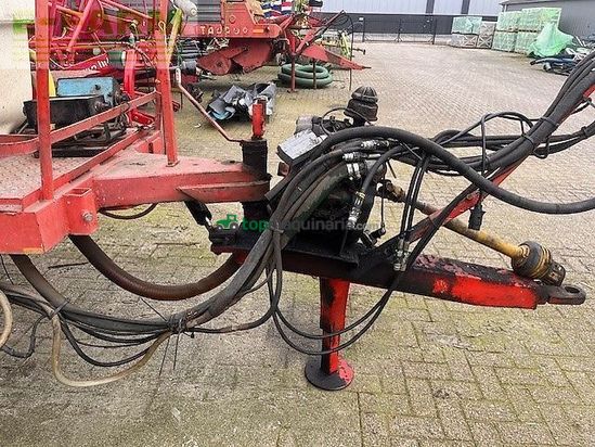 Atomizador - Agrifac - getrokken veldspuit 2000 ltr