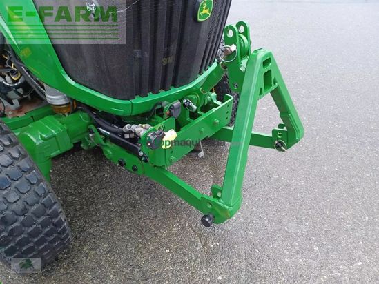 Tractor agrícola - John Deere - 3046r