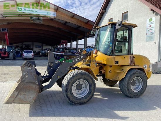 Minicargadora - Volvo - l 30b pro