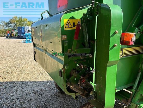 Empacadora gigant - John Deere - 580n