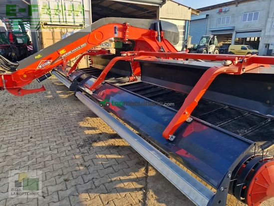 Rastrillo - Kuhn - merge maxx 950 bandschwader