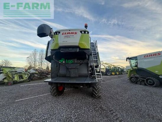 Cosechadora de Cereal - Claas - trion 750 terra trac
