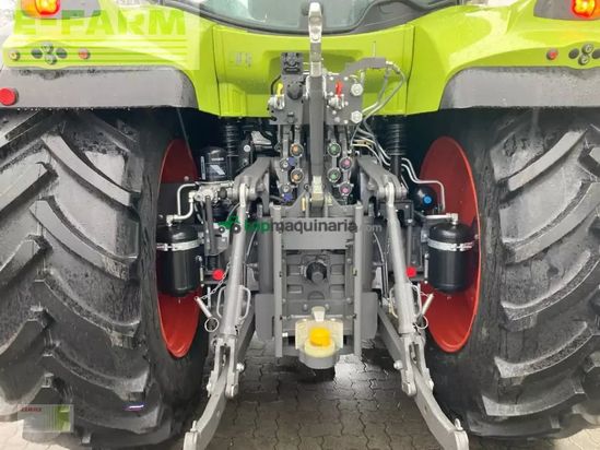 Tractor agrícola - Claas - arion 630 hexashift