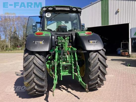 Tractor agrícola - John Deere - 6215r