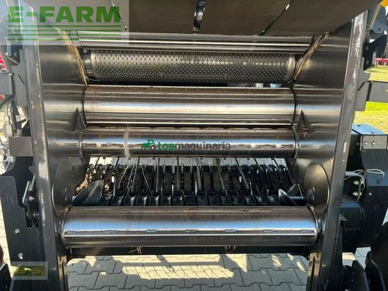 Empacadora gigant - New Holland - 150 rollbelt